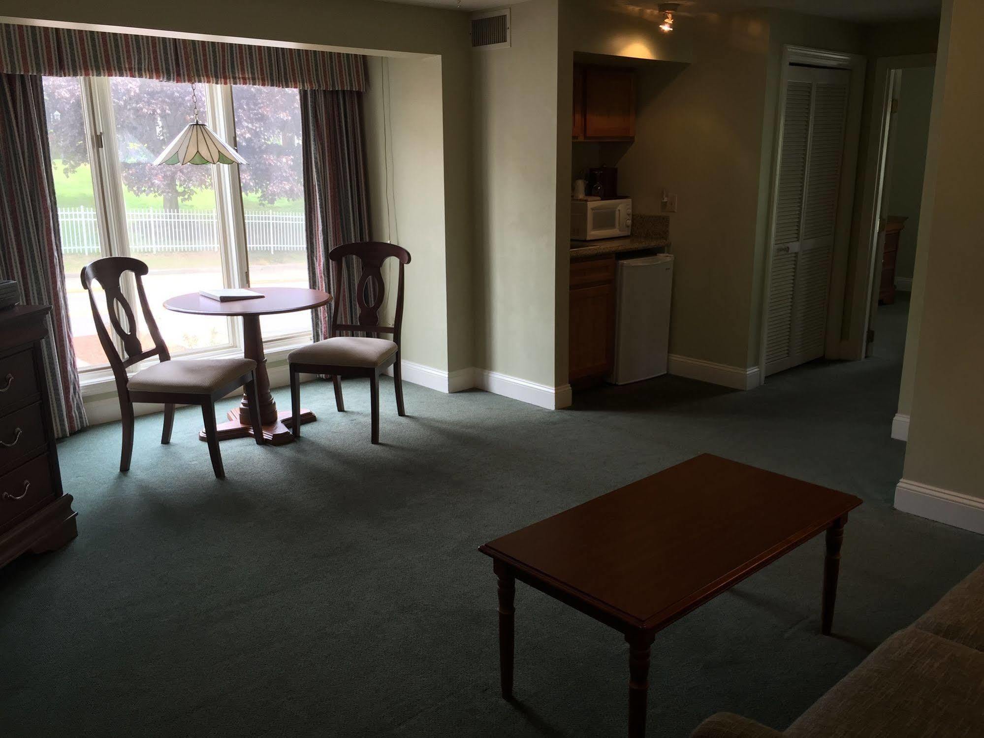 The Grand Hotel 오겅키트 외부 사진